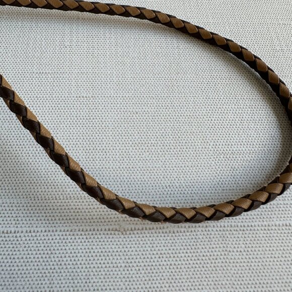 1960s–1970s Tooled Leather Saddle Bolo Tie, Western Bolo with Brass Tips - Picture 5 of 11